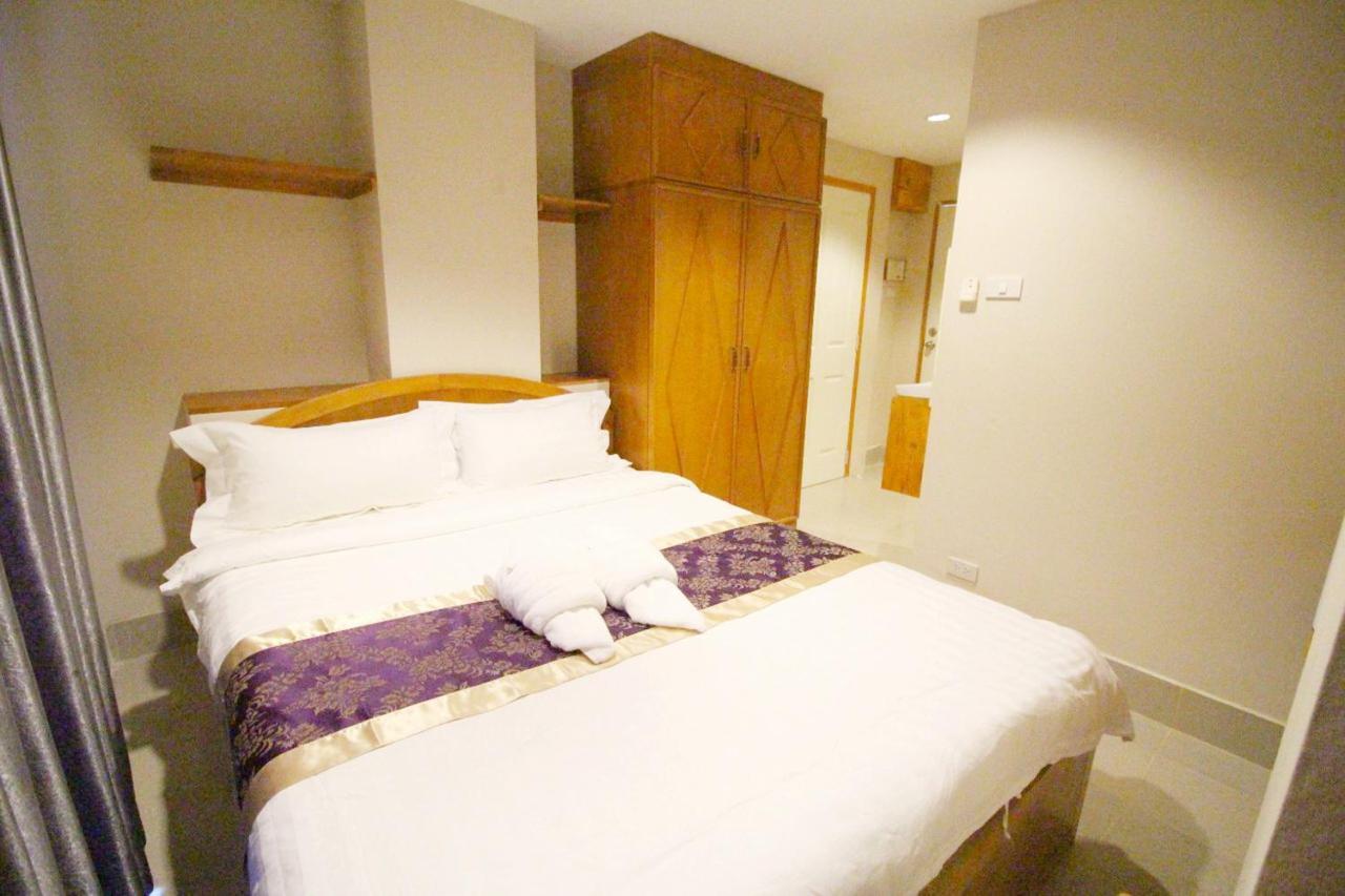 Lee Place Phatthanakan Condo Bangkok Extérieur photo