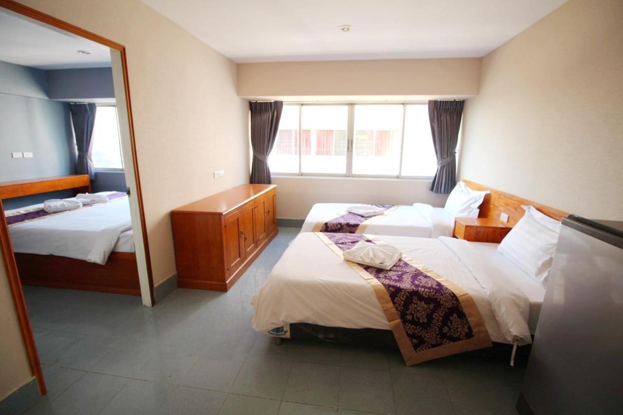 Lee Place Phatthanakan Condo Bangkok Extérieur photo