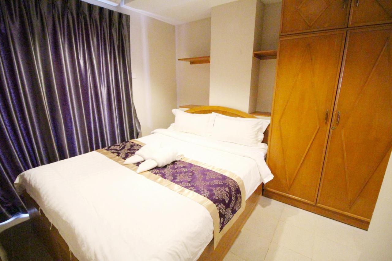 Lee Place Phatthanakan Condo Bangkok Extérieur photo