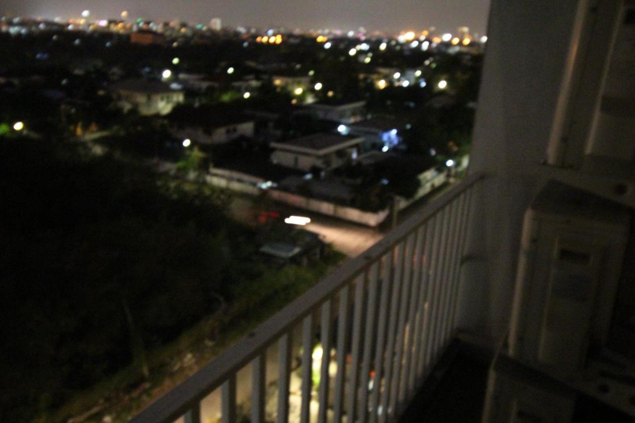 Lee Place Phatthanakan Condo Bangkok Extérieur photo