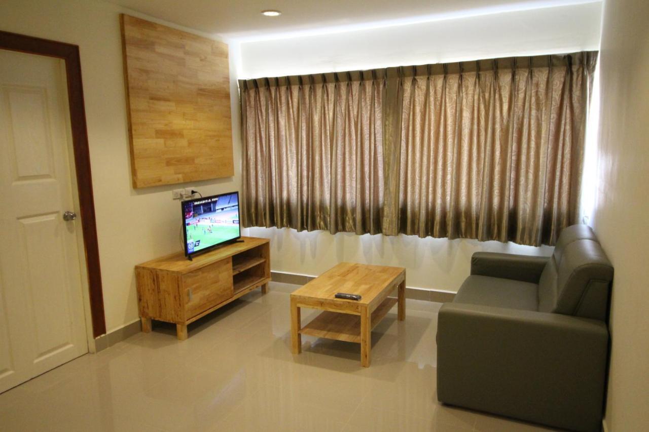 Lee Place Phatthanakan Condo Bangkok Extérieur photo